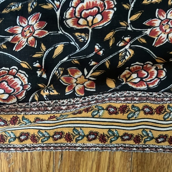 ⚠️ Fall Knox Rose floral top - Picture 5 of 8